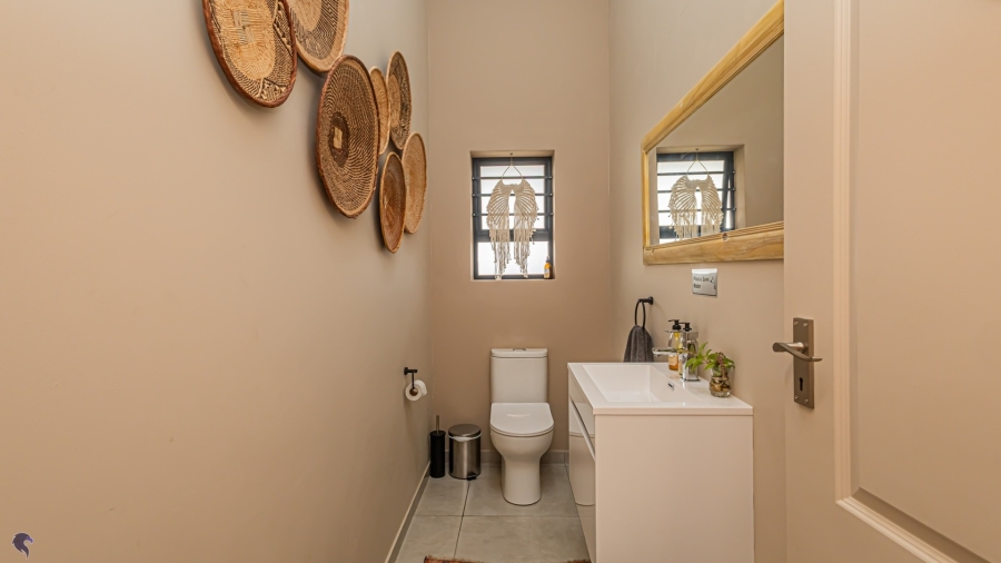 9 Bedroom Property for Sale in Long Acres Country Estate Western Cape